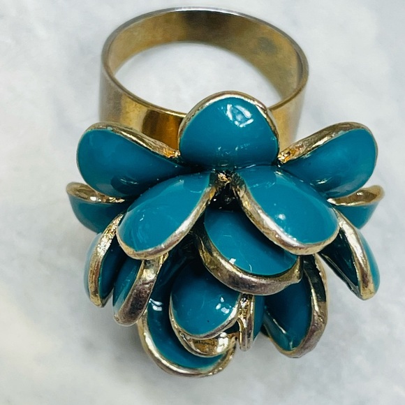 Gold and Blue Floral Ring size 6 - Picture 1 of 6
